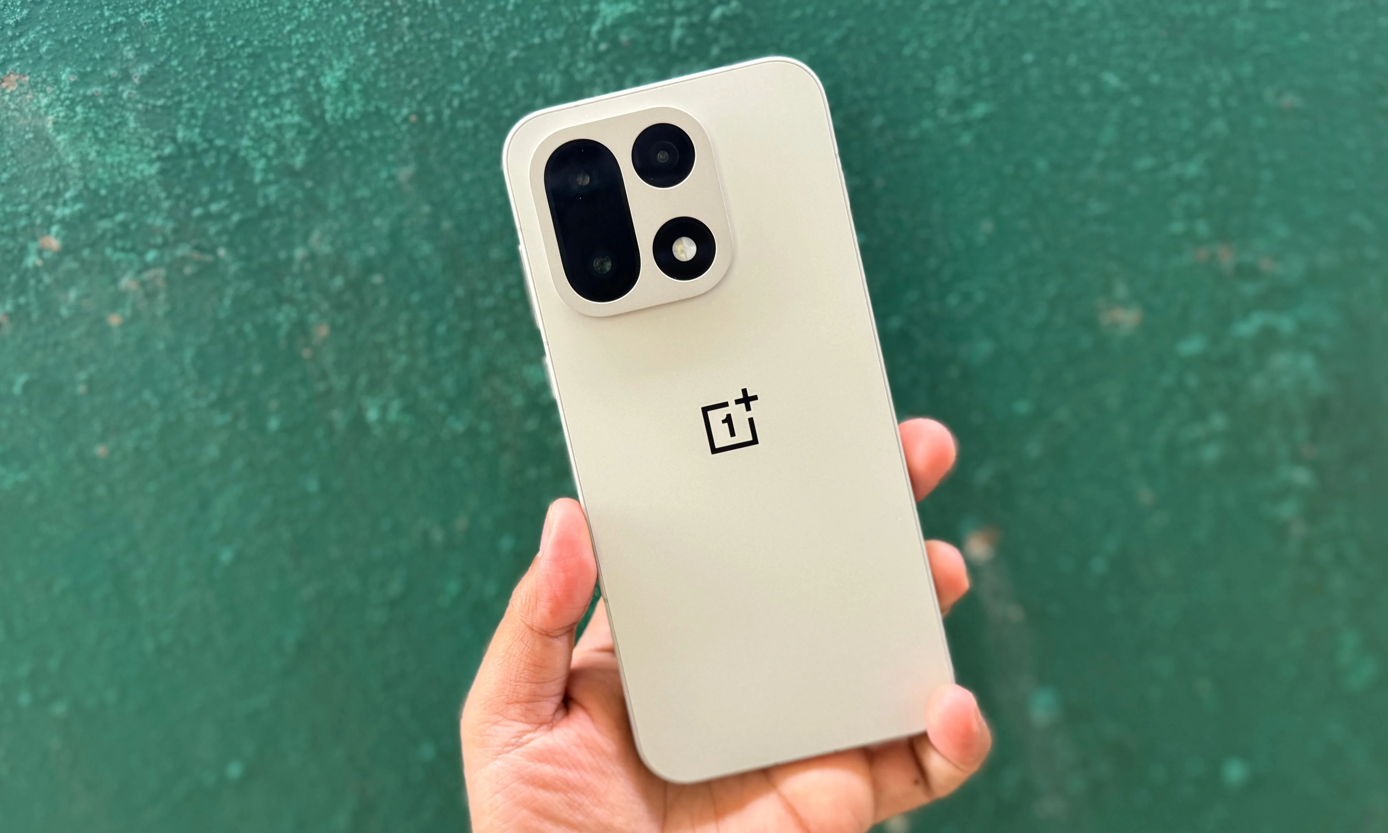 Rear view of OnePlus 15.